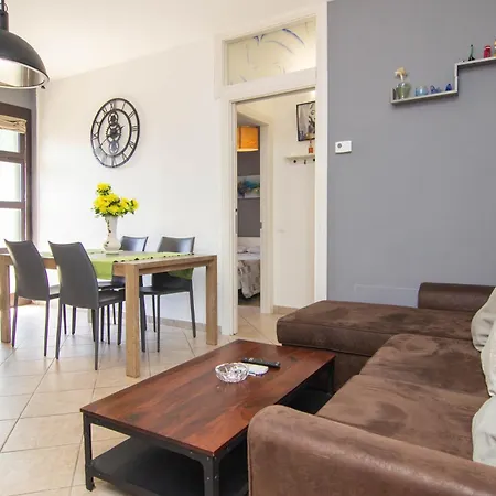 In Stile Minimale Apartament *